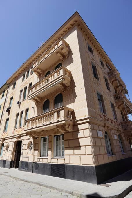 Casa Teresitta A Un Passo Dalla Baia Del Silenzio Сестри Леванте Екстериор снимка